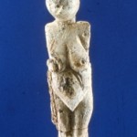 One of Nikolai Praslov’s Kostenki ladies. Does that flap look familiar?