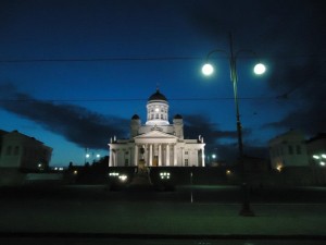 Tuomiokirkko in the twilight