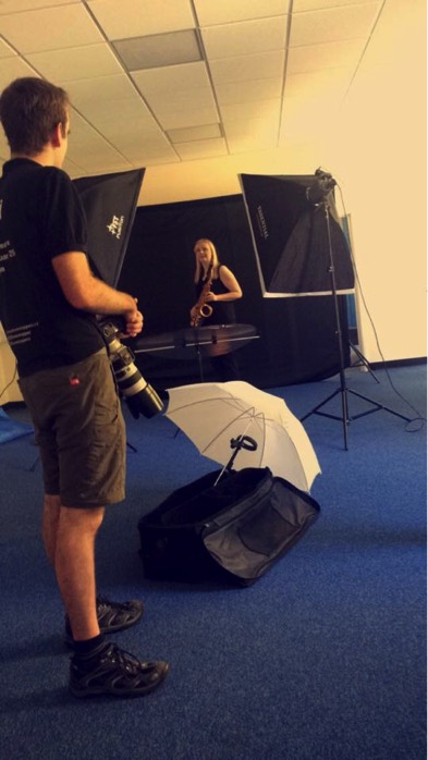 Rhiannon and Dan set up a photo shoot for the Showcase performers - head shots here