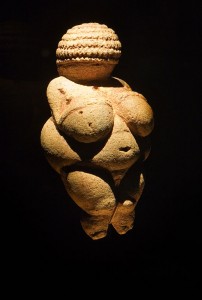 Willendorf Venus Natural History Museum, Vienna, Austria.  © Jorge Royan / http://www.royan.com.ar. CC-BY-SA-3.0 